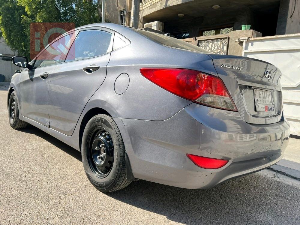 هیوندای ئەکسنت